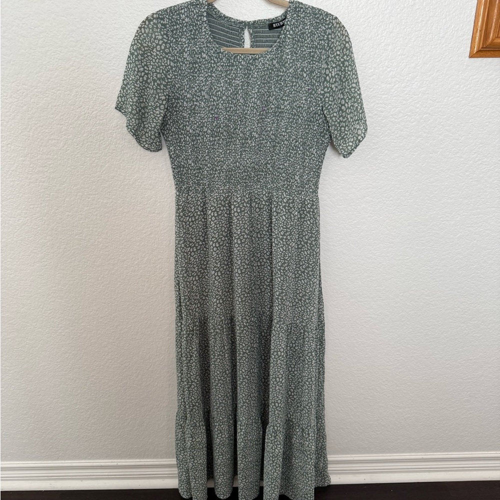 Green Patterned Short Sleeve Dress